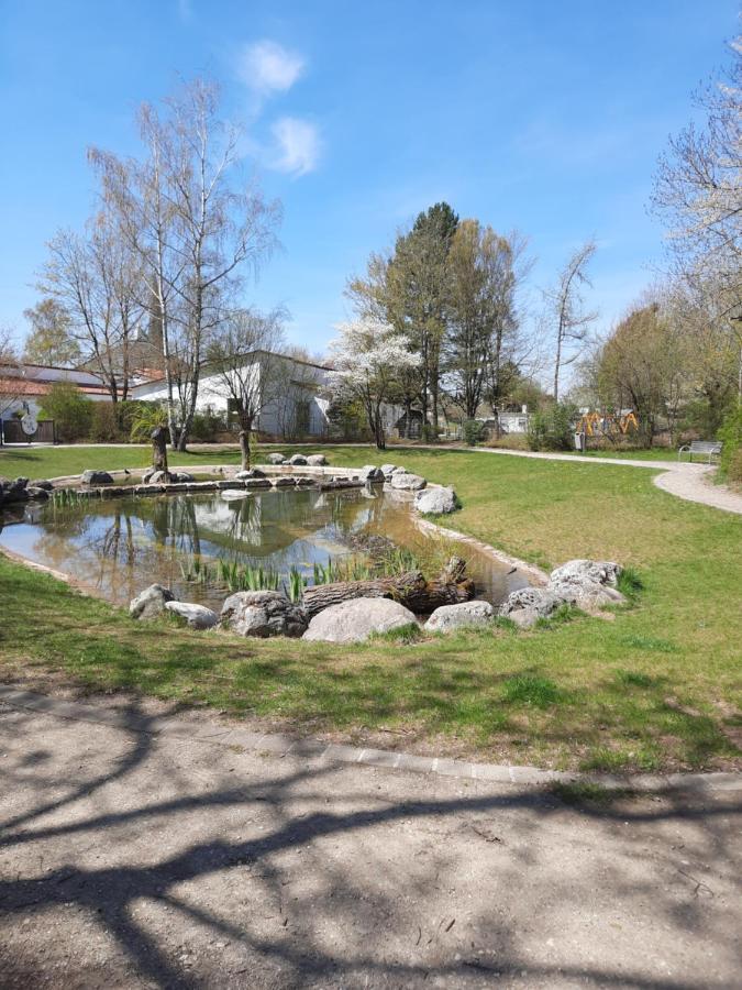 Moderne 3Zimmer Wohnung, In Koenigsbrunn Bei Augsburg Bagian luar foto