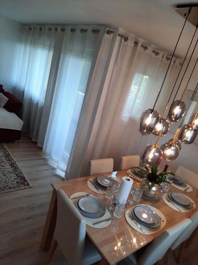 Moderne 3Zimmer Wohnung, In Koenigsbrunn Bei Augsburg Bagian luar foto