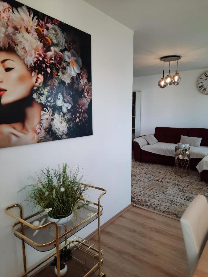Moderne 3Zimmer Wohnung, In Koenigsbrunn Bei Augsburg Bagian luar foto