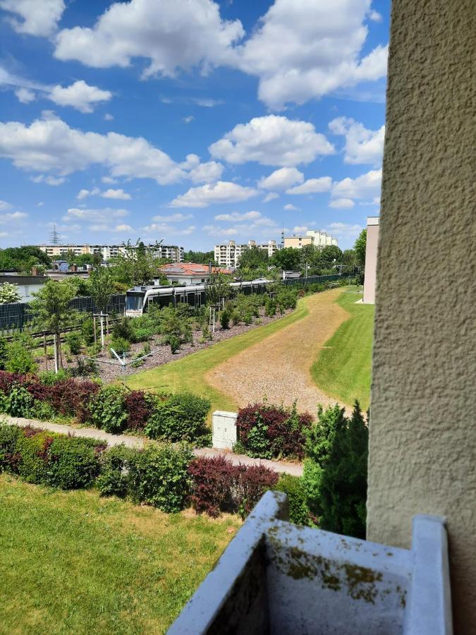 Moderne 3Zimmer Wohnung, In Koenigsbrunn Bei Augsburg Bagian luar foto