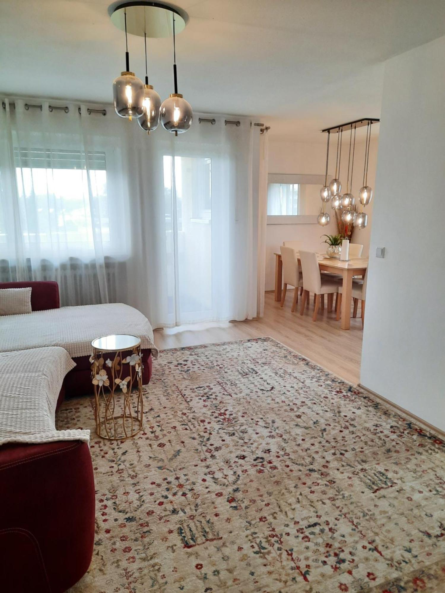 Moderne 3Zimmer Wohnung, In Koenigsbrunn Bei Augsburg Bagian luar foto